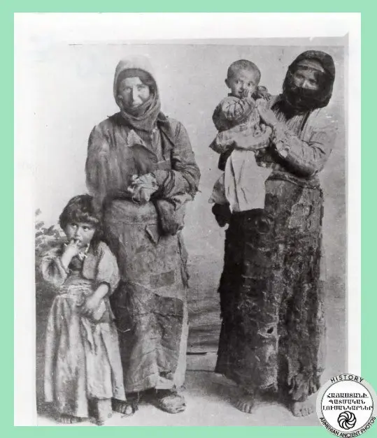 Shocked women from Tomarza with children on their way to exile