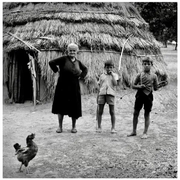 Abuela y niños