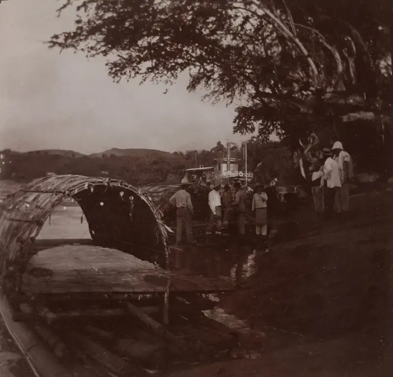 Embarque en la balsa 