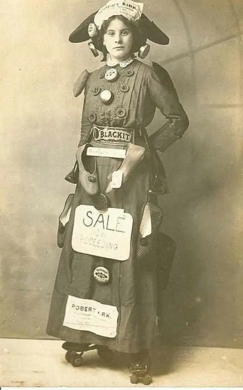 Street Advertising on Roller Skates