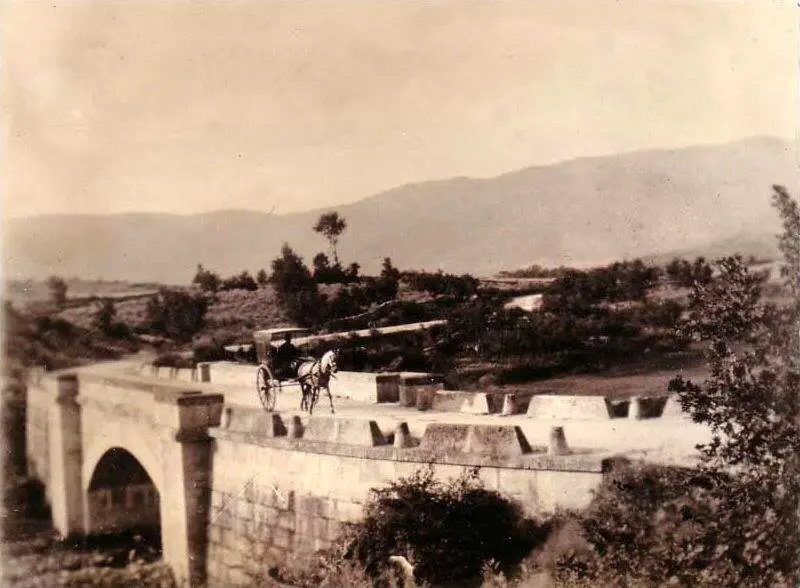 Puente junto Almazara  de San Pedro 