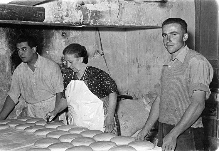 Panadería de la Srª María.