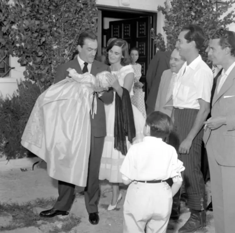 Bautizo de Miguel Bosé