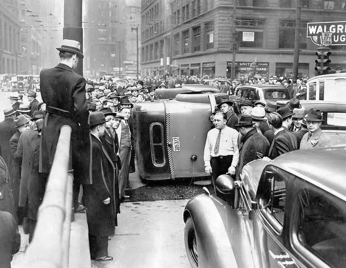 A crowd in the Loop