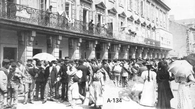 Tropas antes de salir hacia Cuba.