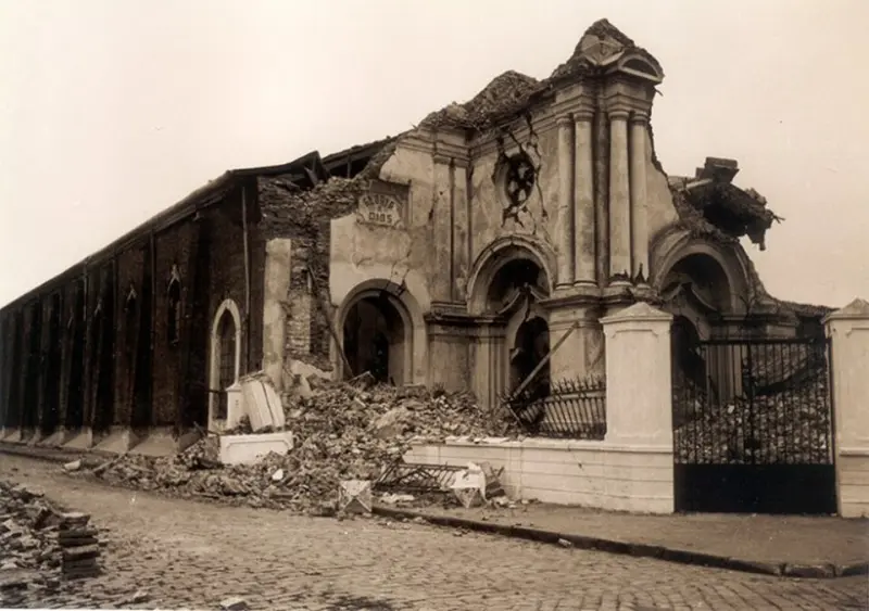 Las ruinas de la Iglesia de los Agustinos