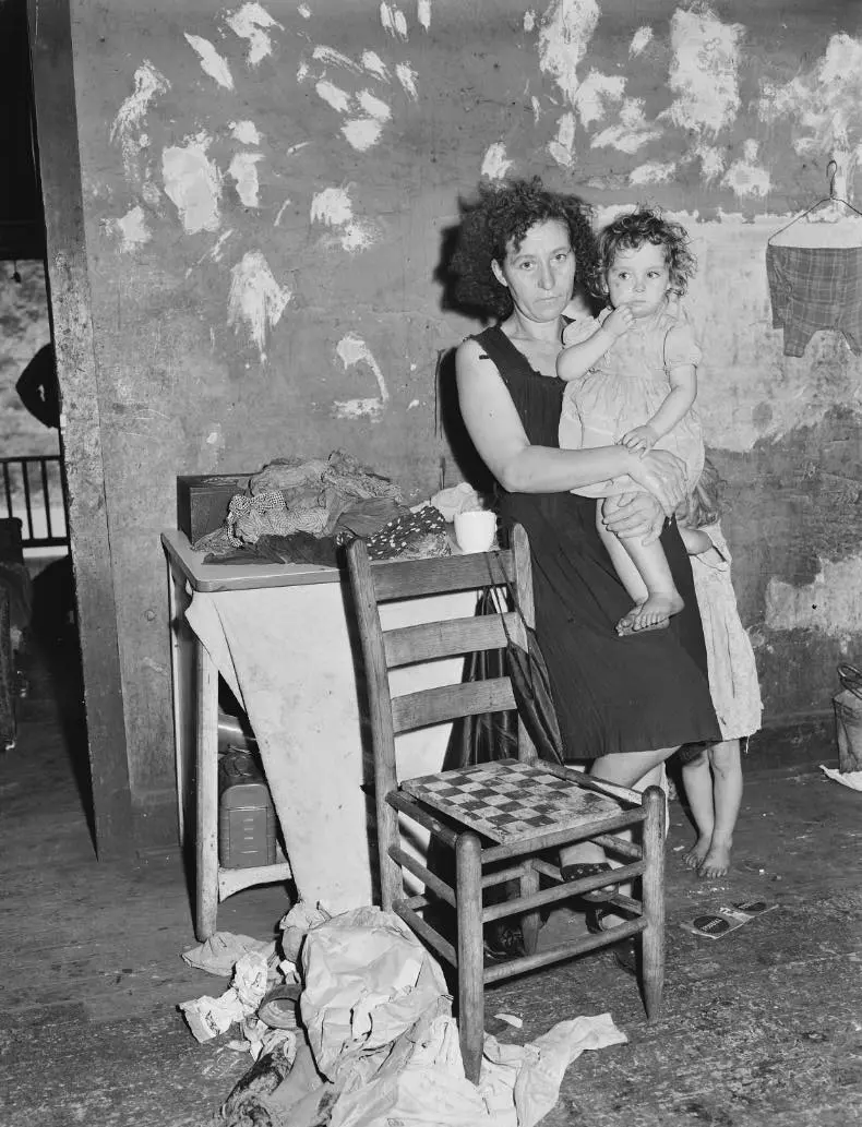 A miner’s wife and their daughter