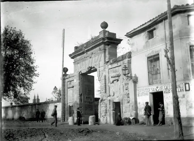 PUERTA DEL CÁRMEN