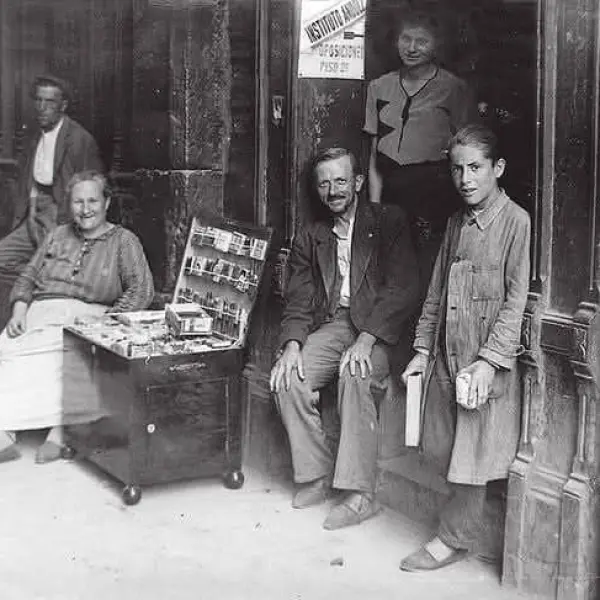 Vendedores de Tabaco en el Tubo