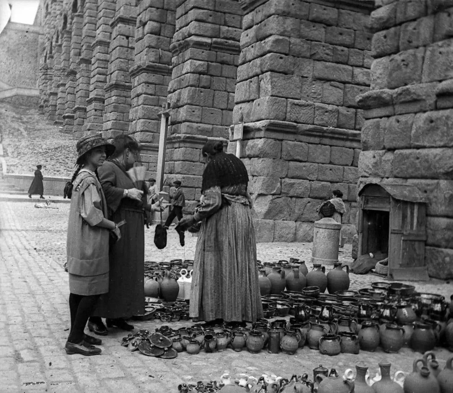 Cacharrera en el Azoguejo