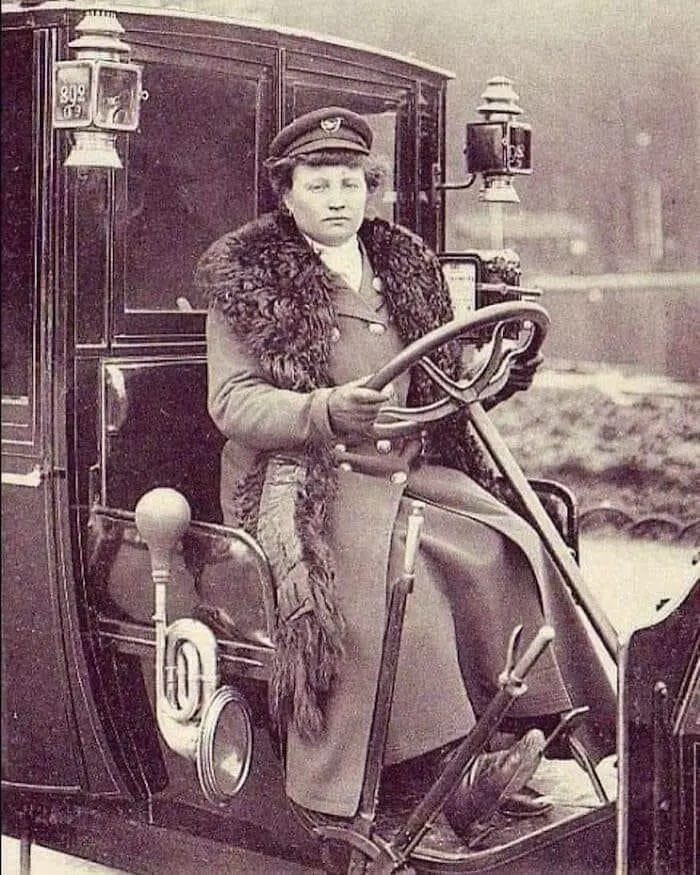 First Female Taxi Driver in Paris