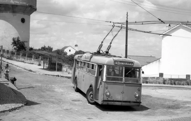 Primeira linha de troleicarros