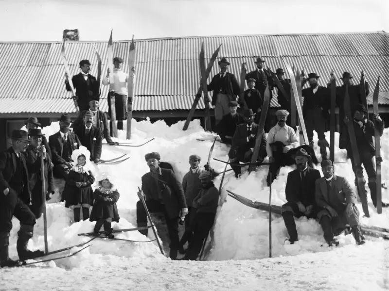 Skiers from the 1900 Kiandra Snow Shoe Carnival by Charles Kerry