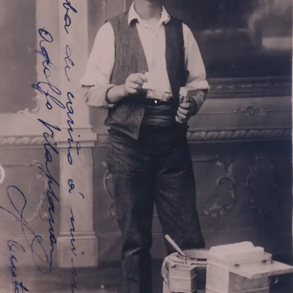 Adolfo "el Petit". Heladero.