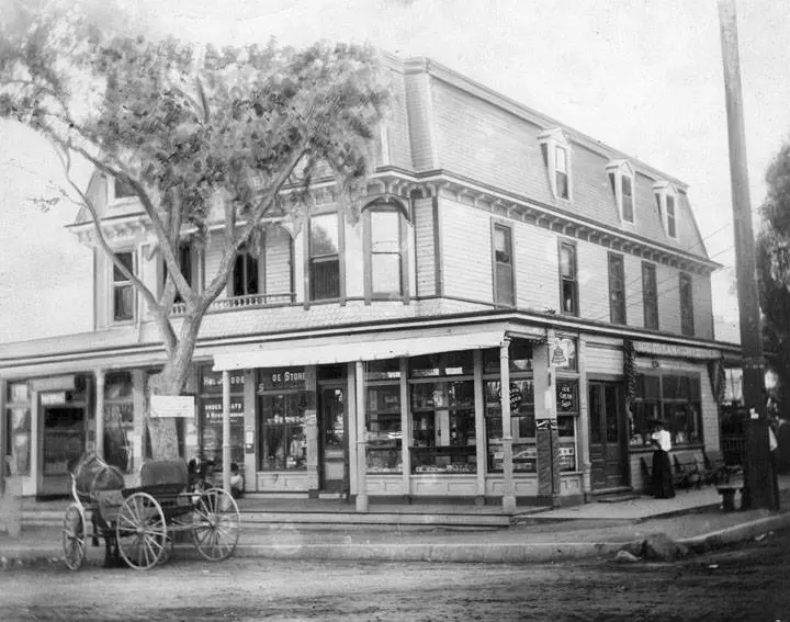 Sackett Hotel and Emporium