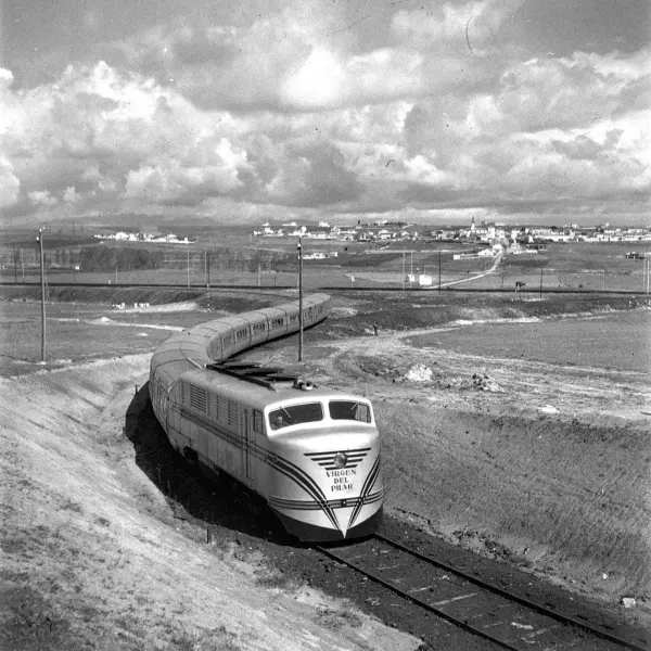El tren Talgo "Virgen del Pilar"