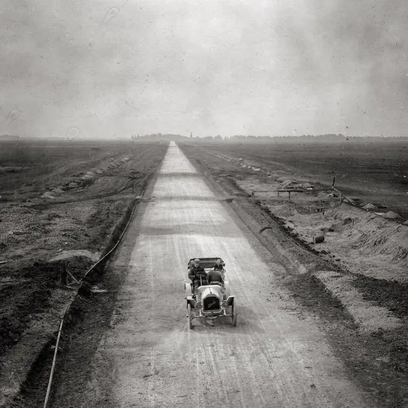 Motor Parkway