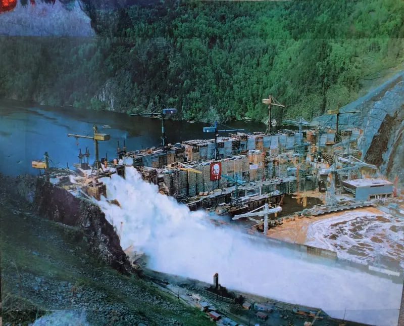 Construction of the Sayano-Shushenskaya Hydroelectric Power Station