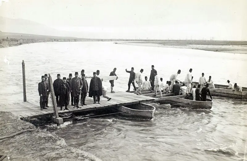 BUILDING A PONTON BRIDGE