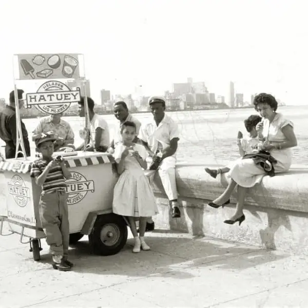  Refrescando con un Helado