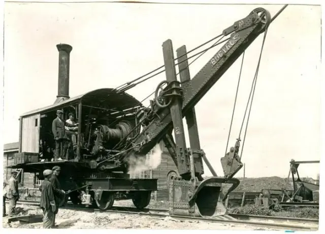 American BUCYRUS steam excavator at construction