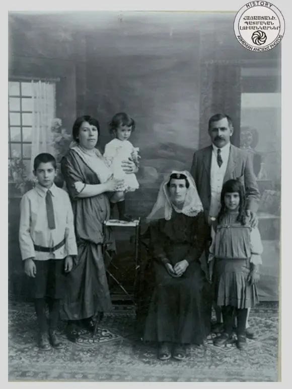 Family of Dr. Mkrtich Khan Davitkhanyan