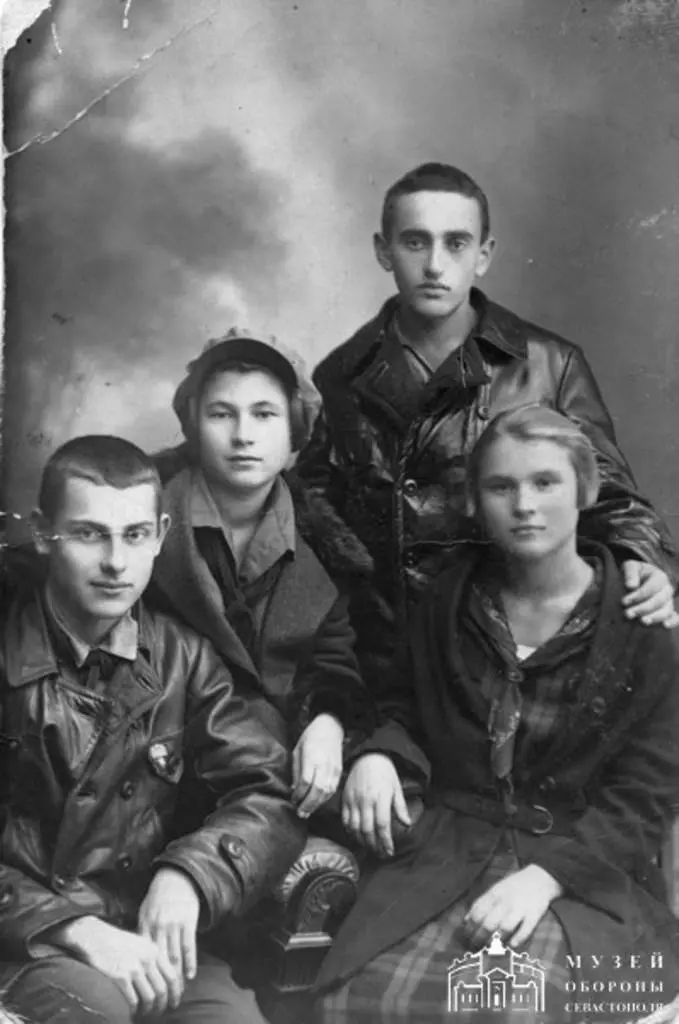 Sevastopol Komsomol members