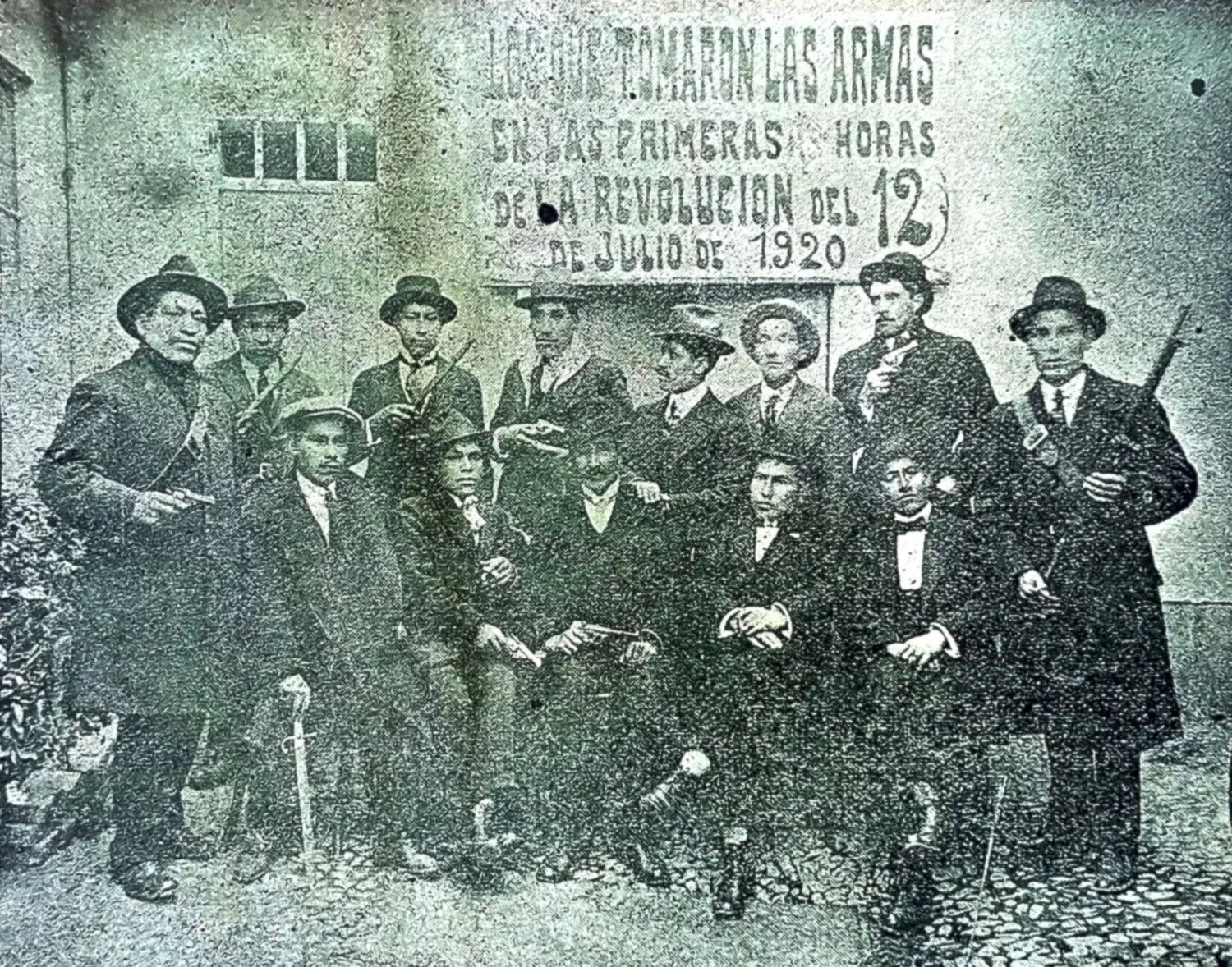 Primeras horas de la Revolución 