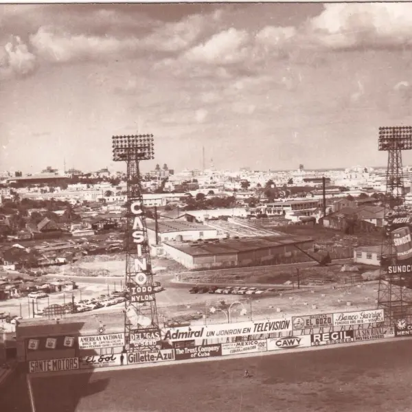 ESTADIO DE BÉISBOL