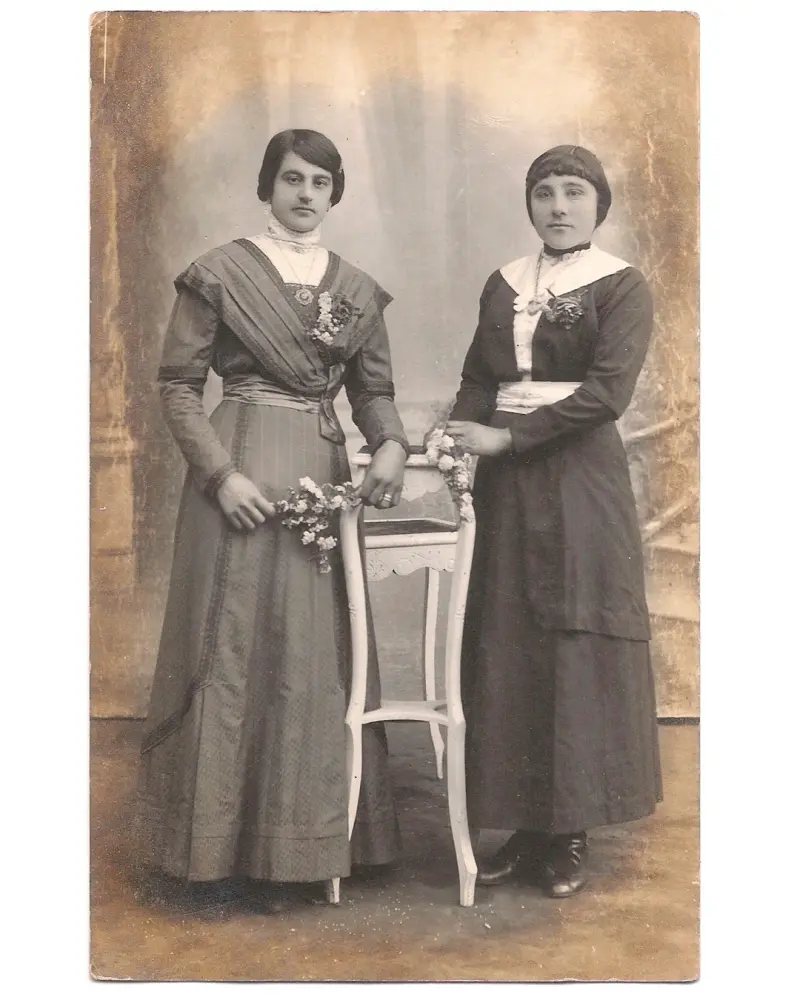 Mercedes y María Rafaela Saparrat