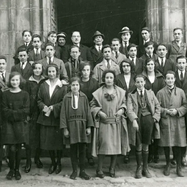 Grupo de profesores y alumnos 