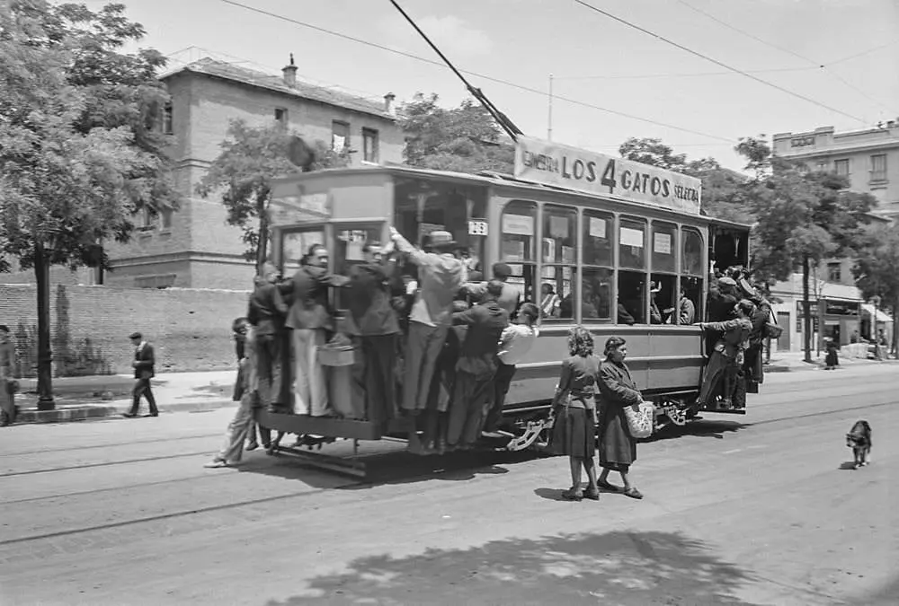 Tranvía en Diego de León