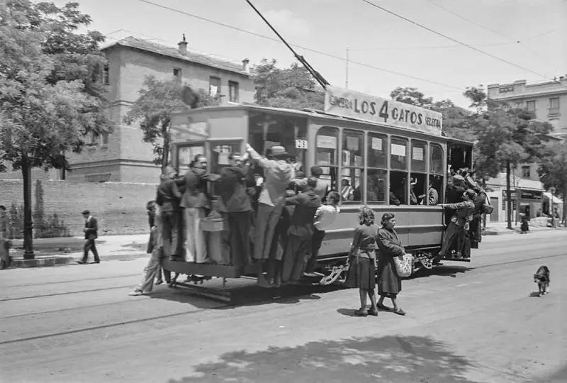 Tranvía en Diego de León