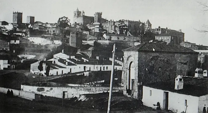 Vista parcial desde el Puente San Francisco
