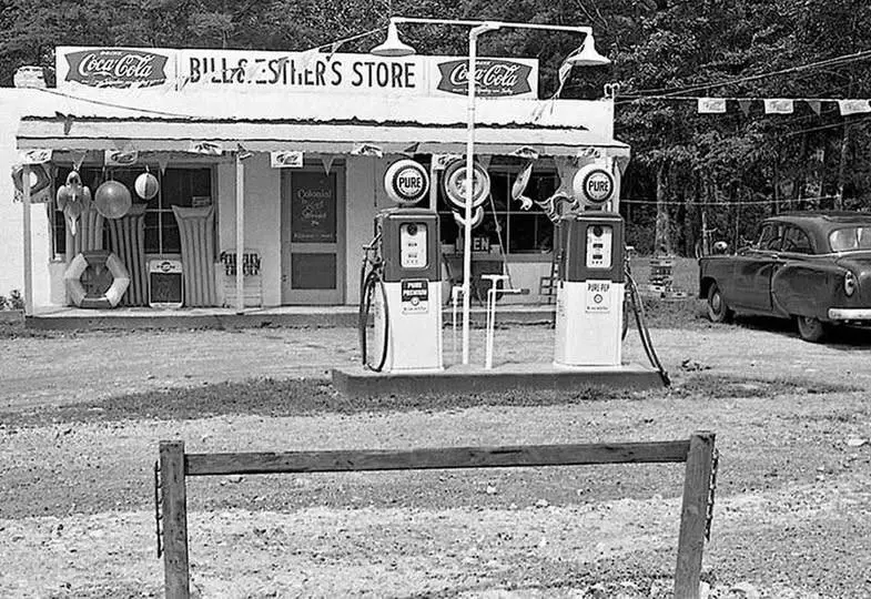 A small roadside store 