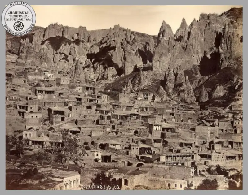 Photograph taken by Roynov (Roinashvili), Alexander Solomonovich