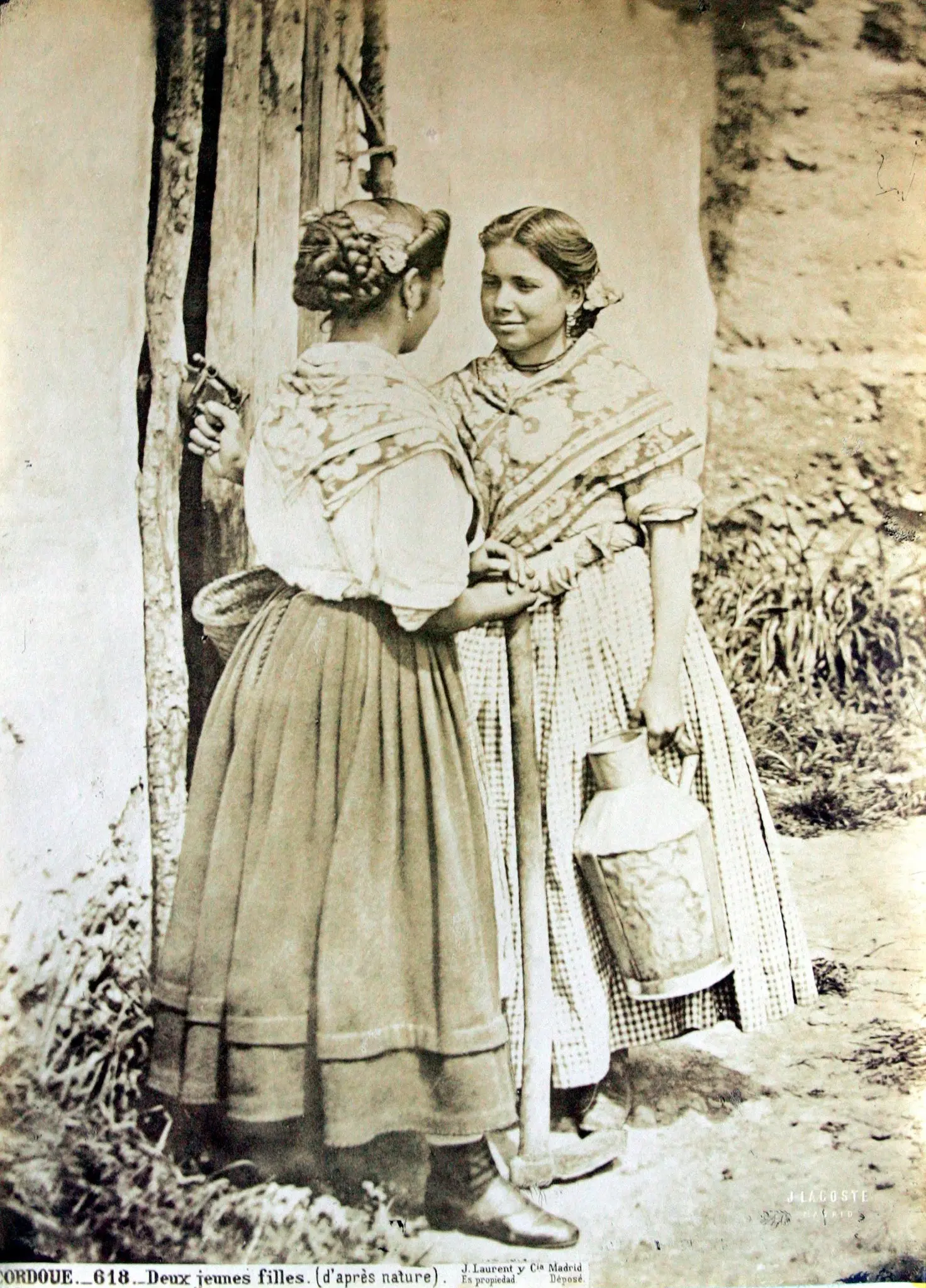 Dos jóvenes