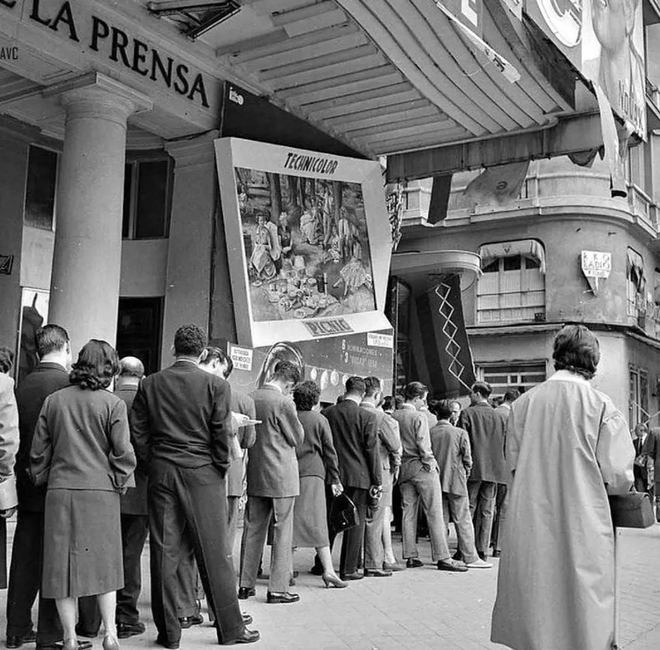 Avda. de José Antonio