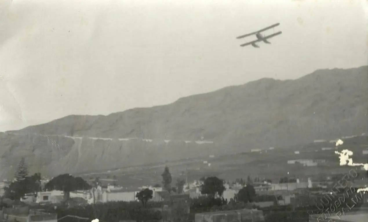 1921. Primer vuelo sobre La Palma