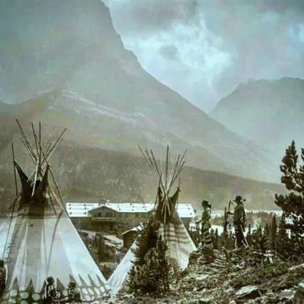 Blackfoot Native village