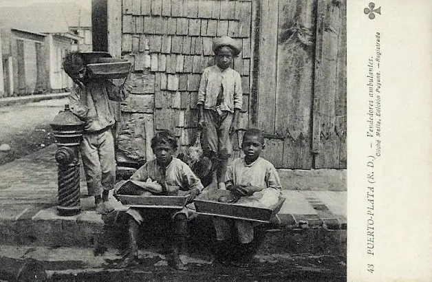 NIños ambulantes.