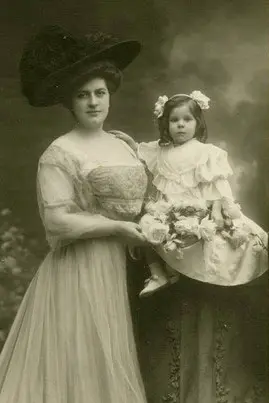 Dalton Kâulak, Retrato de Julia Schmidtlein y García-Teruel con su hija Carolina de Bermejillo