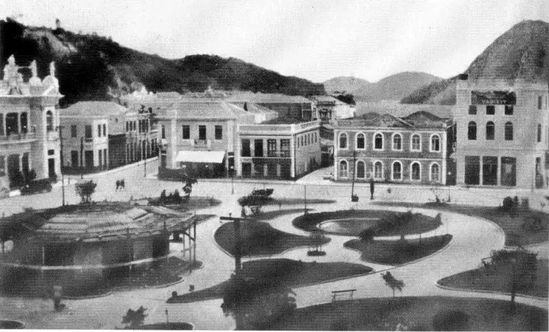 Praça Costa Pereira