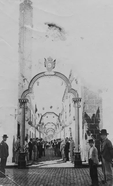 Bienvenida a Alfonso XIII