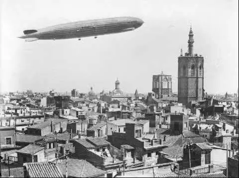 Graf Zeppelin  Graf Zeppelin