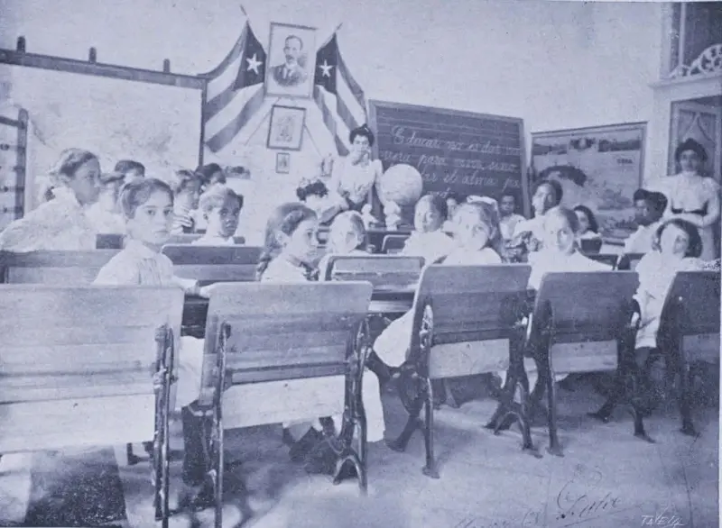 Aula de una escuela pública