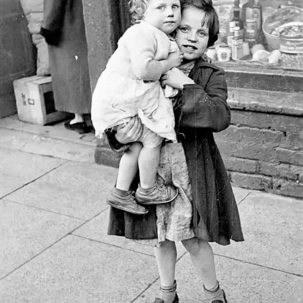 Marie Dillon with her younger sister 