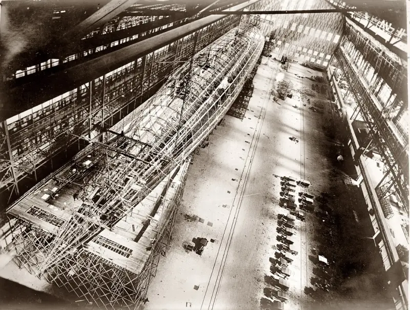 The Navy airship ZR-1