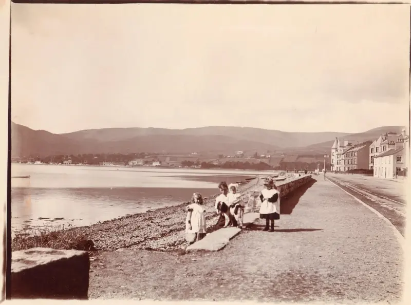 Gertie on the Promenade