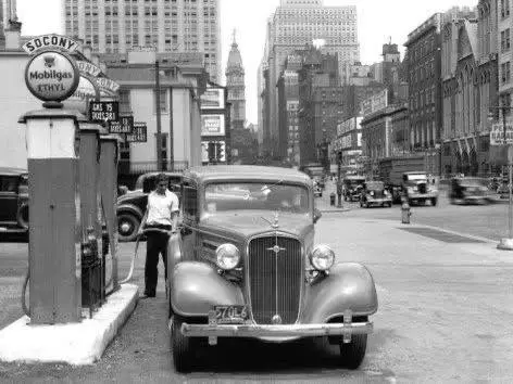 Gas fill up at a Mobil station